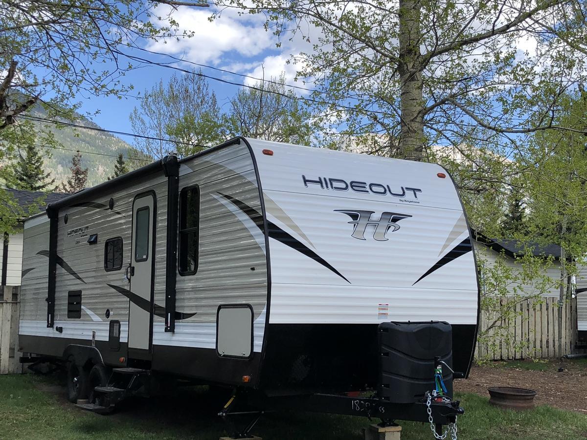 Rundle Mountain Rv Park Hotell Canmore Exteriör bild