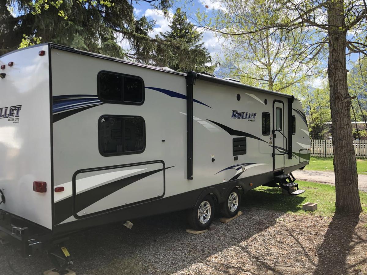 Rundle Mountain Rv Park Hotell Canmore Exteriör bild